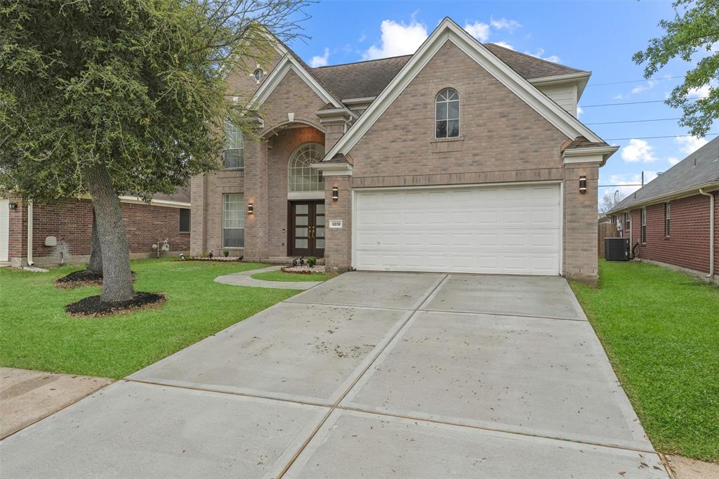Oakbranch Manor Ln, Richmond, TX 77407