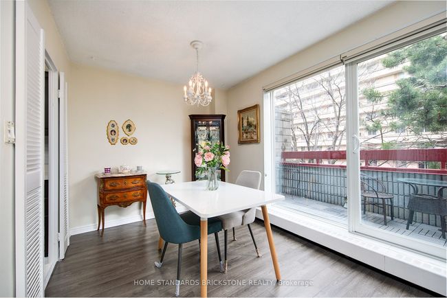 255 - 10 Eddystone Ave, Condo with 3 bedrooms, 2 bathrooms and 1 parking in North York ON | Image 5