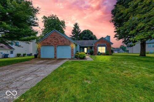 3025 Sable Ridge Ln, Greenwood, IN, 46142-9798 | Card Image