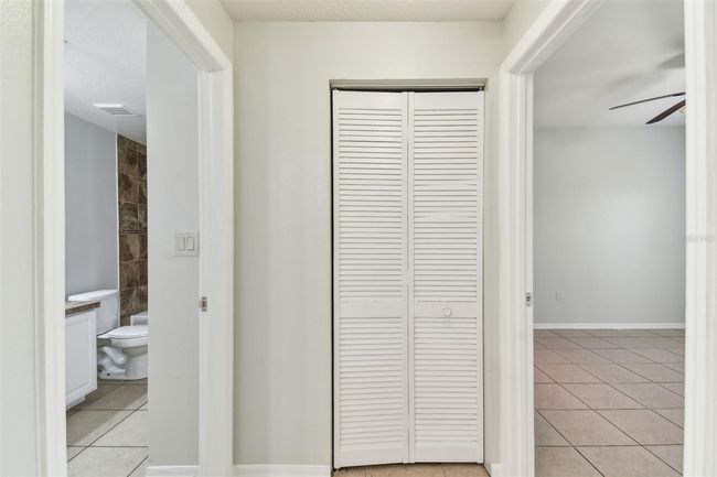 APT-304 - 5606 Pinnacle Heights Cir, Condo with 2 bedrooms, 2 bathrooms and null parking in TAMPA FL | Image 13