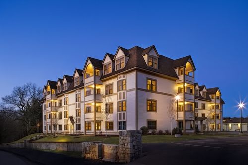 unit-405-12 Russell Rd, Wellesley, MA, 02482-4330 | Card Image