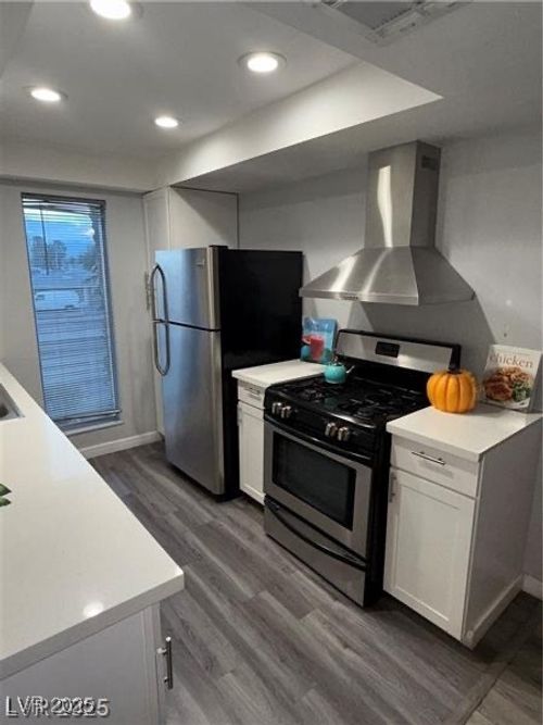 26-3152 S Eastern Ave, Las Vegas, NV, 89169-3364 | Card Image