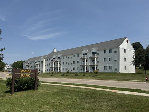 201-101 Albion Ave, Fairmont, MN, 56031-2101 | Card Image