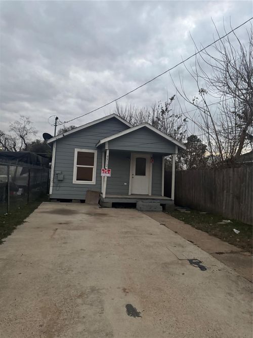9312 Manchester St, Houston, TX, 77012-2256 | Card Image