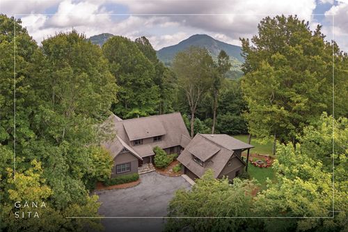 25 New Morning Ln, Cashiers, NC, 28717 | Card Image