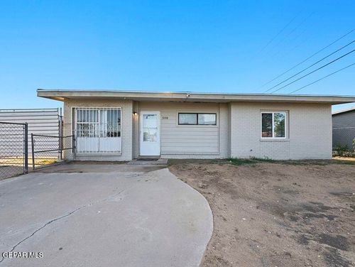 5108 Raymond Telles Dr, El Paso, TX, 79924-7131 | Card Image