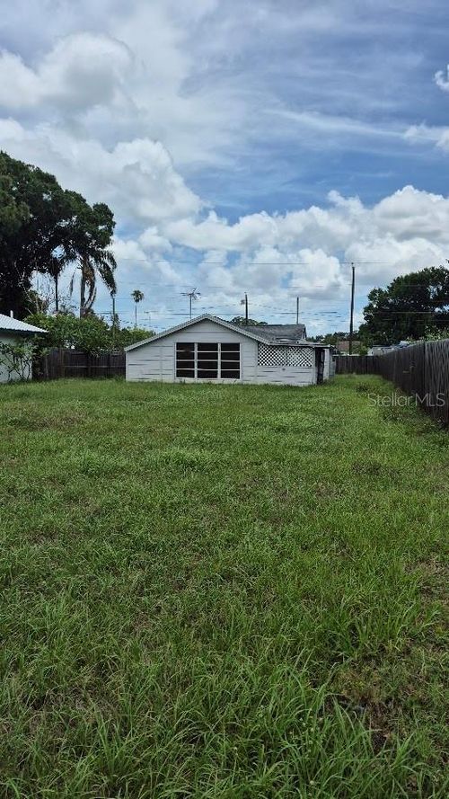 730 Stremma Rd, Largo, FL, 33770-2449 | Card Image