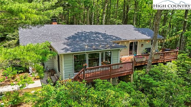 157 Twisted Laurel Ln, House other with 3 bedrooms, 2 bathrooms and null parking in Blowing Rock NC | Image 6