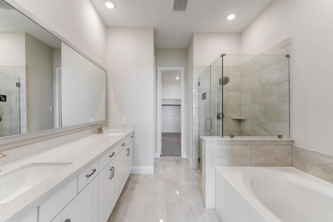 14679 Cedar Elm Ct, House attached with 3 bedrooms, 2 bathrooms and null parking in Willis TX | Image 6