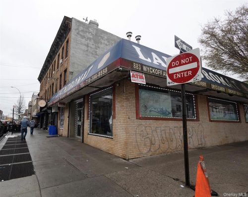 883 Wyckoff Ave, Ridgewood, NY, 11385-4743 | Card Image