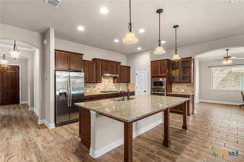 1082 Cedar Glen Dr, New Braunfels, TX, 78132-5279 | Card Image