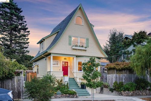 2343 Roosevelt Ave, Berkeley, CA, 94703-1723 | Card Image