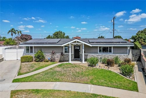 5817 Los Cientos Cir, Buena Park, CA, 90620-3421 | Card Image
