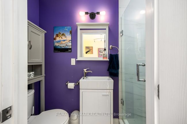 223 Wallace Ave, House attached with 5 bedrooms, 3 bathrooms and 1 parking in Toronto ON | Image 20
