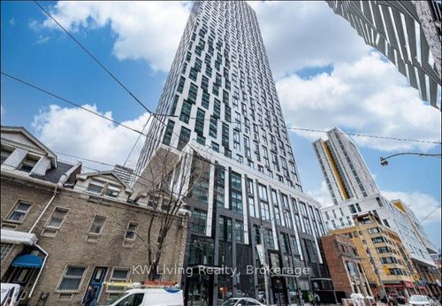 5711-252 Church St, Toronto, ON, M5B0E6 | Card Image