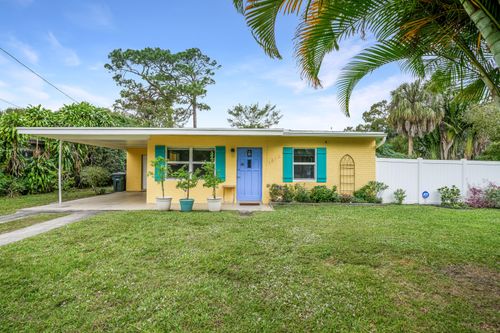 1815 S 30th St, Fort Pierce, FL, 34947-6914 | Card Image