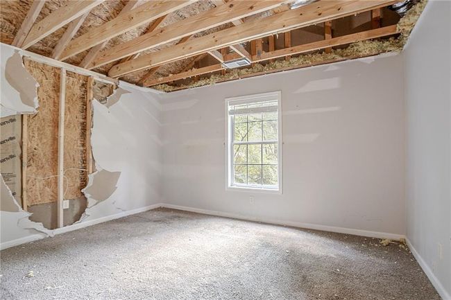 2140 Deer Trl, House other with 3 bedrooms, 2 bathrooms and 4 parking in Suwanee GA | Image 28