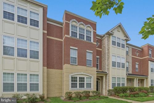 19400 Susquehanna Sq, LEESBURG, VA, 20176-6546 | Card Image