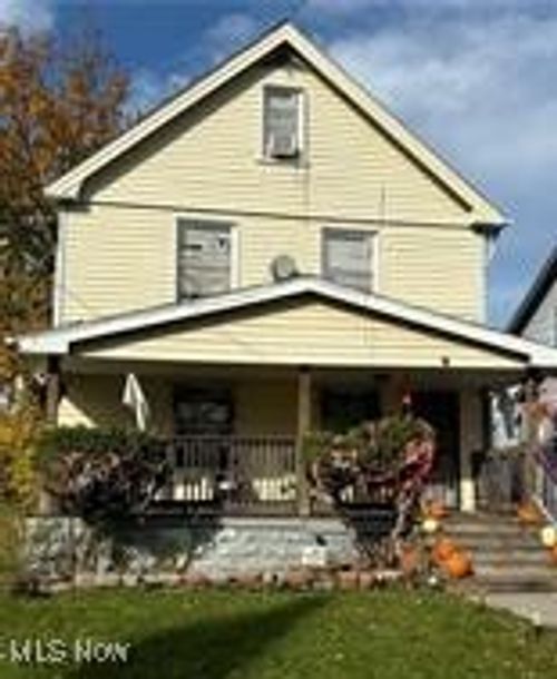 11913 Dove Ave, Cleveland, OH, 44105-4328 | Card Image