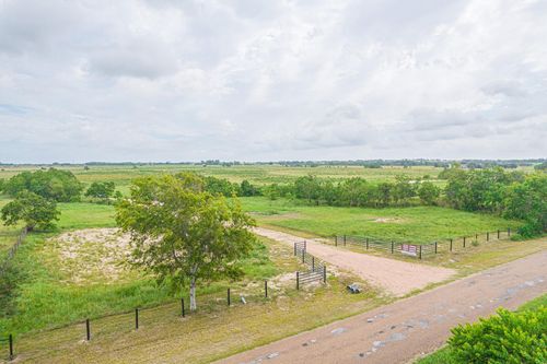 1 Bernardo Rd, Cat Spring, TX, 78933 | Card Image