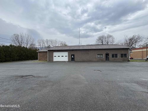 185 Columbia St, Adams, MA, 01220-1319 | Card Image