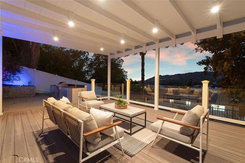 1440 Holbrook St, Eagle Rock, CA, 90041-2323 | Card Image