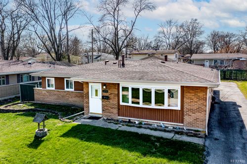 324 N Orchard Dr, Park Forest, IL, 60466-1141 | Card Image