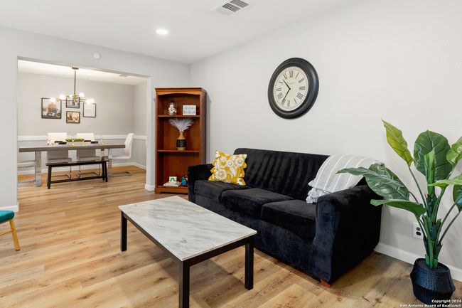 2607 Whisper Dove St, House other with 5 bedrooms, 4 bathrooms and null parking in San Antonio TX | Image 12