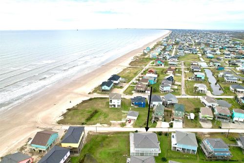 956 S Redfish, Crystal Beach, TX, 77650 | Card Image