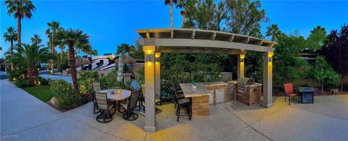 62-8175 Arville St, Las Vegas, NV, 89139-7111 | Card Image