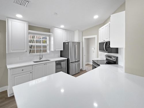 8457 Se Retreat Dr, Hobe Sound, FL, 33455-8944 | Card Image