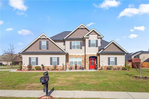 176 Wexford St, Raeford, NC, 28376-9384 | Card Image