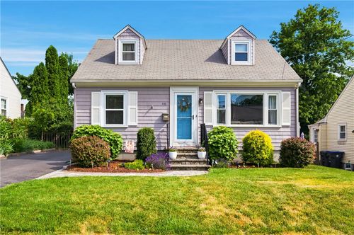 142 Mowry Ave, Cumberland, RI, 02864-7124 | Card Image