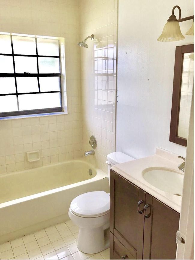 1A - 3501 Nw 94 Th Ave, Condo with 2 bedrooms, 2 bathrooms and null parking in Sunrise FL | Image 13