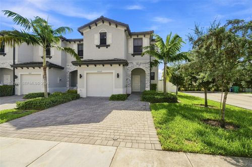 20369-20369 Nw 5th Ct, Miami Gardens, FL, 33169-3470 | Card Image