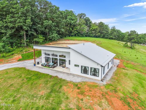 8512 Asheville Hwy, Greeneville, TN, 37743-5033 | Card Image