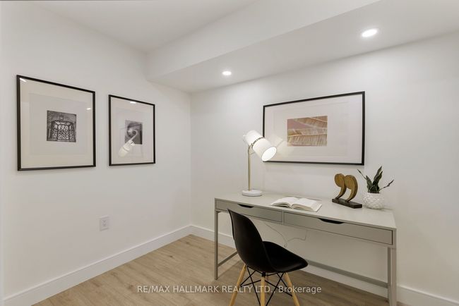108 Crawford St, House attached with 6 bedrooms, 5 bathrooms and 3 parking in Toronto ON | Image 34