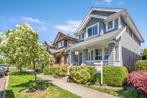 6880 190 St, Surrey, BC, V4N5P1 | Card Image