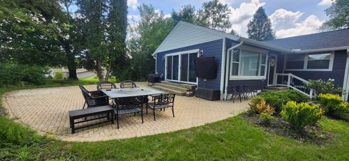 238 Castle Terrace Ave, Fontana, WI, 53125-1344 | Card Image