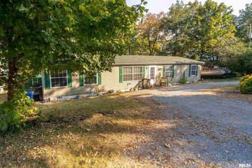 2550 Egyptian Hills Dr, Creal Springs, IL, 62922-1314 | Card Image