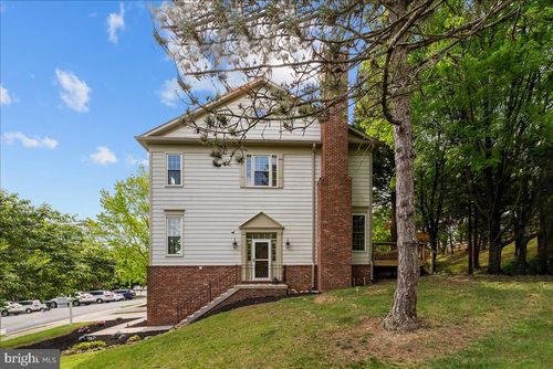 671 Burnside Ter Se, LEESBURG, VA, 20175-8933 | Card Image