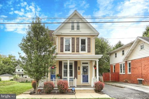 304 11th St, NEW CUMBERLAND, PA, 17070-1308 | Card Image