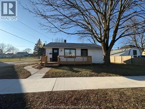 119 Lorne Ave, Wallaceburg, ON, N8A3Y9 | Card Image