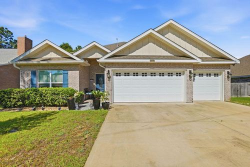 1102 Shoal River Dr, Crestview, FL, 32539-6347 | Card Image