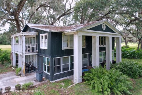 2740 Saturn Rd, Brooksville, FL, 34604-7026 | Card Image