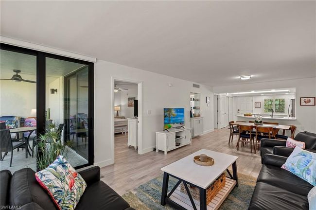 Living Room | Image 17
