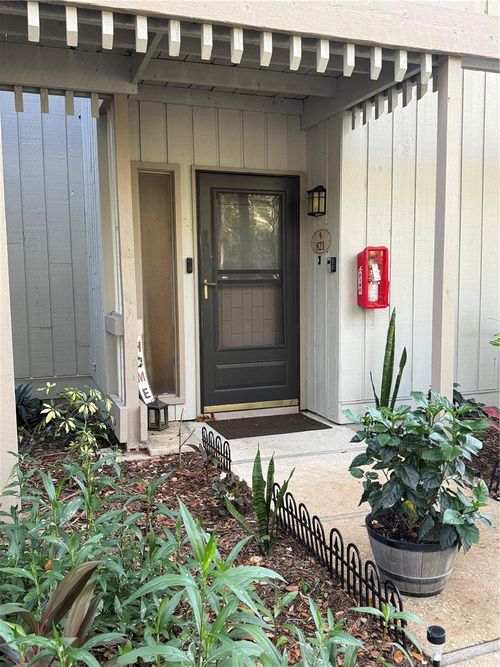 821-821 Pinewood Ct, HAINES CITY, FL, 33844-6721 | Card Image