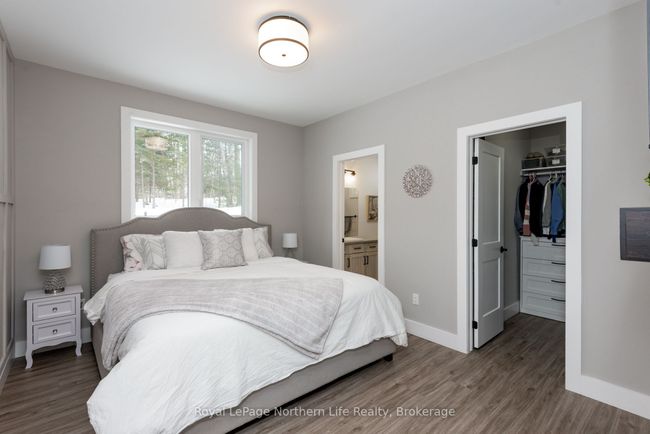 109 Greenwood Dr, House other with 3 bedrooms, 2 bathrooms and 8 parking in Bonfield ON | Image 25