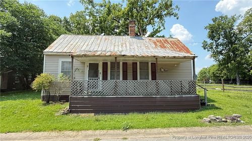 422 Adam St, Fayetteville, NC, 28301-5120 | Card Image