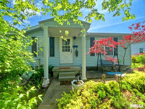 312 S 16th St, Herrin, IL, 62948-2229 | Card Image